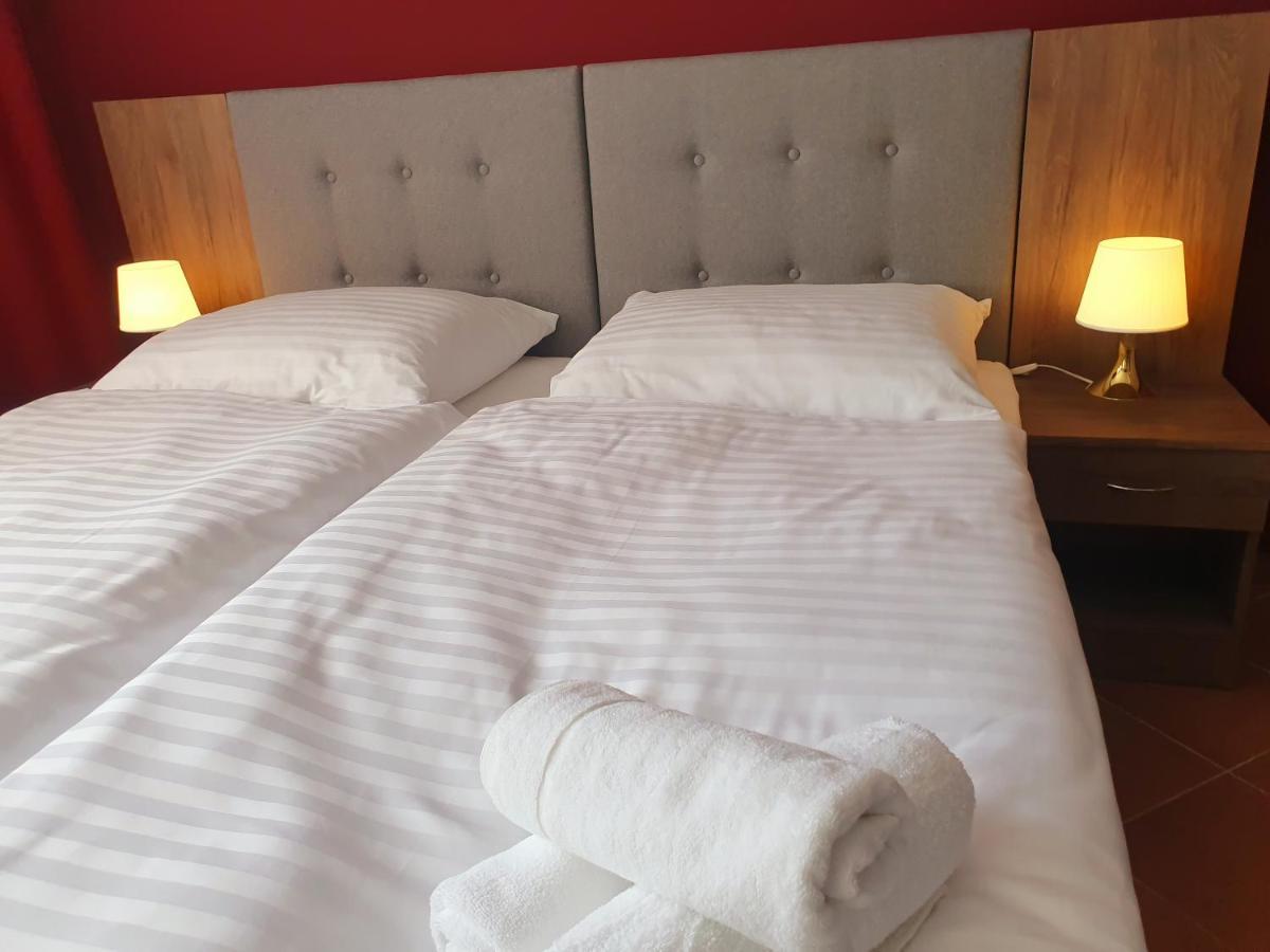 Lux Resort Kraśnik المظهر الخارجي الصورة
